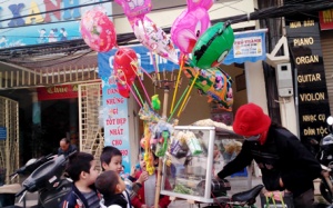 Cẩn thận với những quả bom hydro - bóng bay