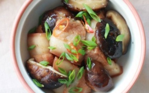 Thơm phức thịt kho nấm