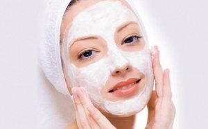 Mặt nạ trị mụn ngày Tết cho từng loại da