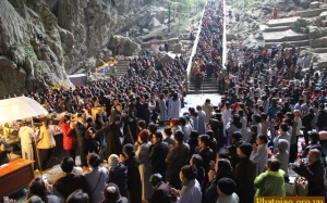 Linh thiêng khóa lễ Ngũ Bách Danh Quán Thế Âm trong động Hương Tích