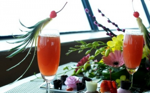 Tiệc tình yêu tại Ngọc Mai & Akari