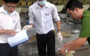 Cần Thơ: Phát hiện cơ sở dùng hóa chất kéo dài “tuổi thọ” tàu hủ