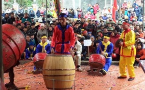 Tưng bừng hội thi trống tế đầu xuân