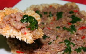 Hai món cơm cháy ăn chơi ngon miệng