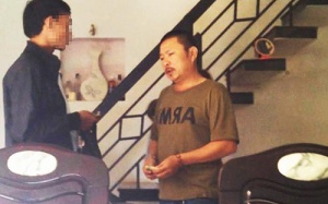 Chẩn trị bệnh từ xa bằng cách... khám áo!