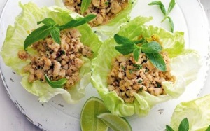 Tôm, gà trộn bạc hà chanh