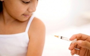 Nhập thêm vaccine đối phó dịch thủy đậu
