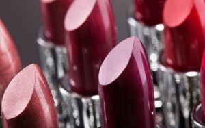 Thử chì trong son bằng vàng? Vô ích!