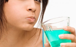 Rối loạn vị giác vì nước súc miệng