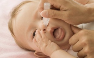 Có nên sử dụng máy hút đờm cho trẻ?