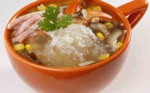 Chế biến yến sào để không phí của giời