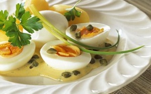 Ăn trứng giúp giảm nguy cơ mất trí nhớ