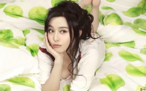 Tại sao phụ nữ lại cứ phải đẹp?