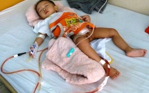 Chuyên gia Mỹ sẽ khám cho bé bị cắt nhầm bàng quang