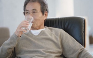 Phòng viêm đường tiết niệu ở người cao tuổi