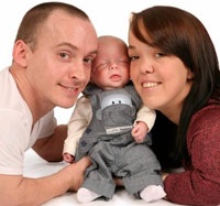 Chuyện kỳ diệu của chú bé 'lùn đôi'