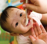 Lạc lối giữa 'ma trận' thông tin chăm trẻ