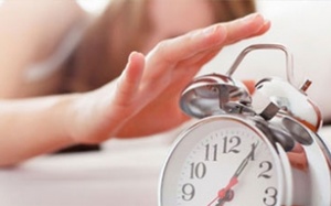 Ngủ bù gây hại cho sức khỏe.