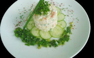 Thanh mát salad bưởi hải sản