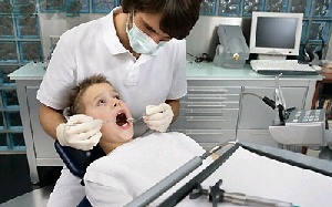 Giúp trẻ an toàn khi điều trị răng