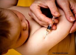 Cứu sống trẻ 3 tháng bị biến chứng sởi nặng