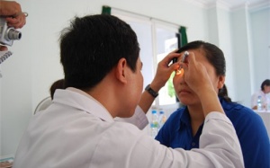 Phương pháp mới điều trị cho người cận thị