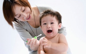 Tám lời khuyên chăm sóc răng miệng cho trẻ