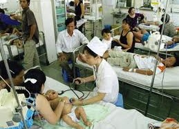 Vì sao mùa nóng dễ bị bệnh?