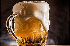 10 lợi ích bất ngờ khi uống bia