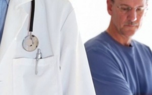 Nam giới chớ chủ quan với loãng xương, ung thư vú...