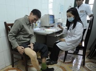 Lạ lùng bệnh nghiện... gãi