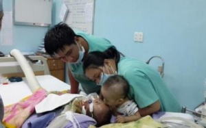 Viện phí cho ca phẫu thuật song sinh lên đến cả tỷ đồng