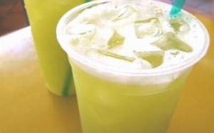 TP.HCM: Nước mía nhiễm khuẩn, nấm men, nấm mốc