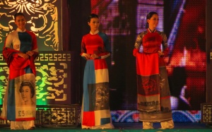 Huế: Đêm thăng hoa cùng áo dài