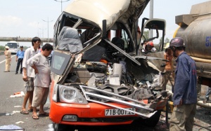 Phó Thủ tướng yêu cầu làm rõ tai nạn trên đường Trung Lương