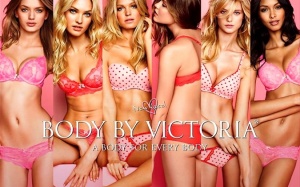 Bài tập chân quyến rũ của những thiên thần Victoria’s Secret