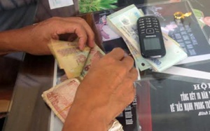 Cụ bà đi lạc với nhiều tiền vàng trong người