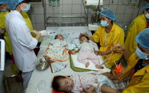 Phân tuyến hợp lý để chăm sóc, điều trị bệnh nhân sởi hiệu quả