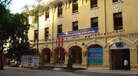 Hà Nội: 2 trường THPT cho học sinh nghỉ học vì nghi ngờ có sởi