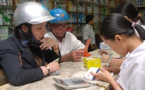 Việt Nam: Mua kháng sinh không có đơn cực dễ!