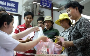 TP.HCM: Bệnh viện lao đao vì... nợ(!)