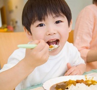 5 kiểu ăn sáng khiến con…học dốt?