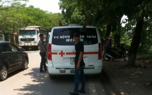 Hà Nội: Phát hiện xác chết trên hồ Linh Đàm