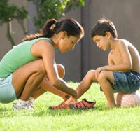 Trẻ thường bị đau nhức chân, vì sao?