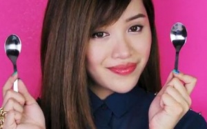 Làm đẹp bằng thìa inox