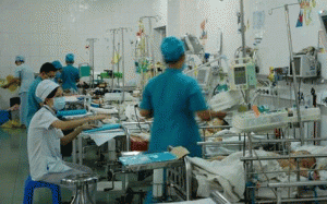 Bộ Y tế: Yêu cầu bệnh viện chuẩn bị phương án chống dịch kép