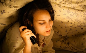 Những thói quen hại mắt