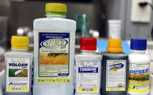 Bé 2 tháng tuổi ngộ độc thuốc diệt cỏ đã tử vong