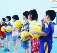 Lợi ích tuyệt vời của thể thao với trẻ bố mẹ chưa biết.