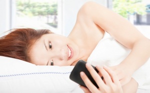 Mù vì nhắn tin đêm?